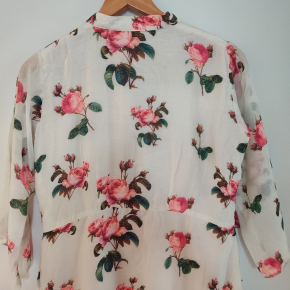 Floral maxi dress with asymmetrical hem Size 12 - Picture 8 of 13